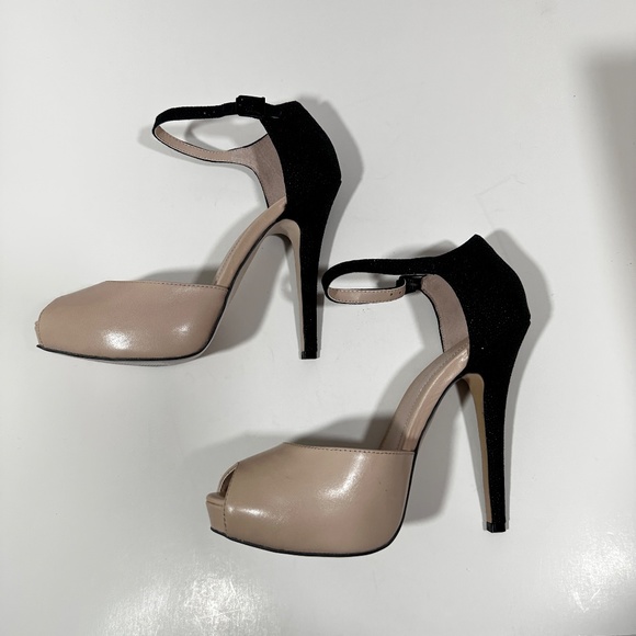 BCBGeneration [ Womens 9 ] Super High‎ Ankle Strap Heels in Nude/ Black - Picture 6 of 15